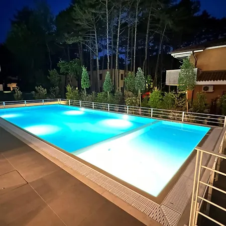 Cozy Flat With Garden And Pool Appartement Bibione